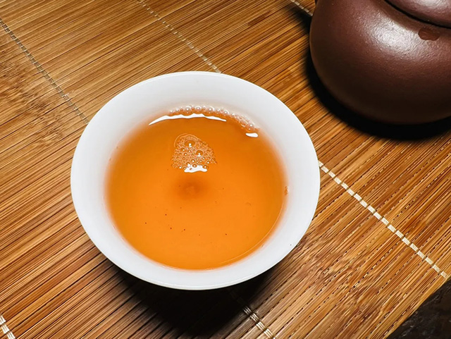 今大福2014年大印藏茶王青饼