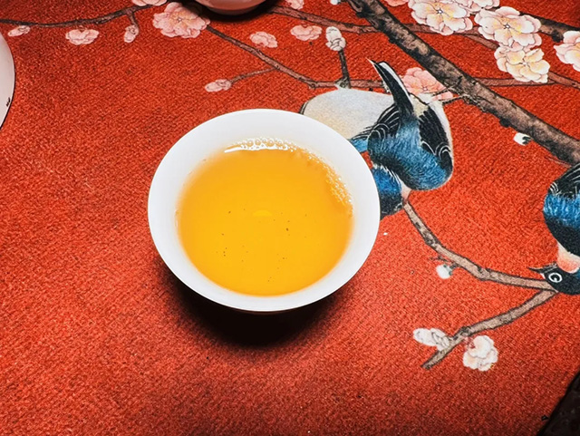 大益801金色大益开元饼茶普洱茶品质特点
