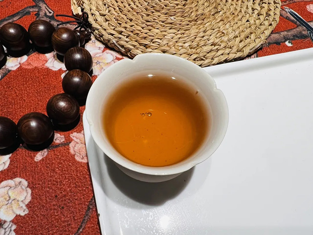 广隆2014冰春王普洱茶品质特点
