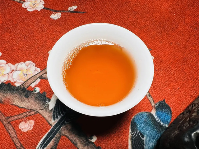 广隆2014冰春王普洱茶品质特点