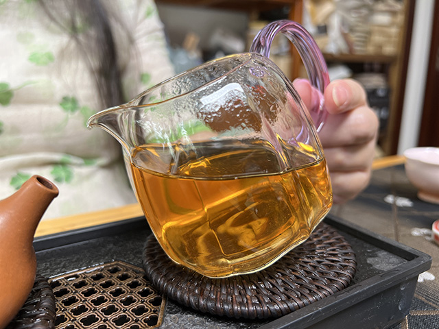 2007年老海塘普洱老茶
