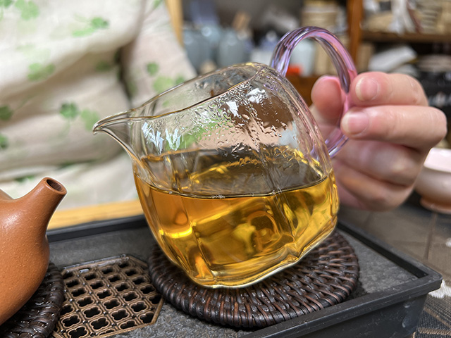 2007年老海塘普洱老茶