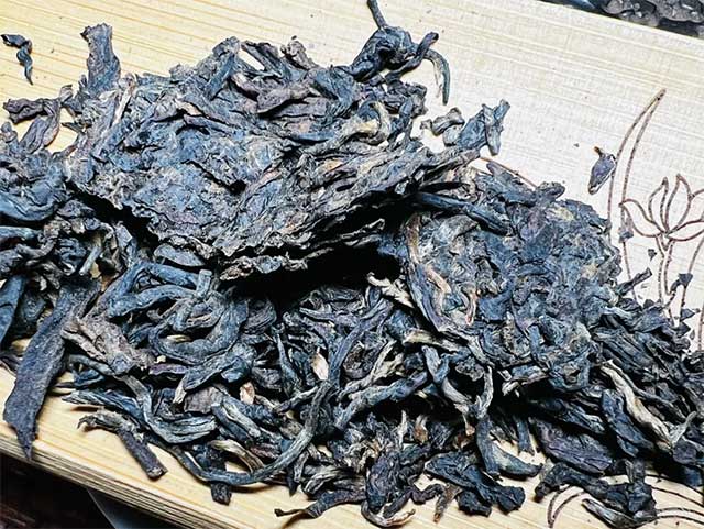 大益2003年勐海甲级沱普洱茶