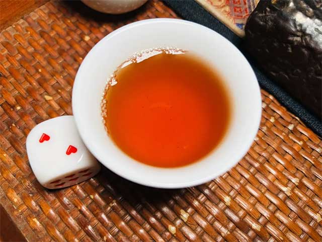 大益2003年勐海甲级沱普洱茶