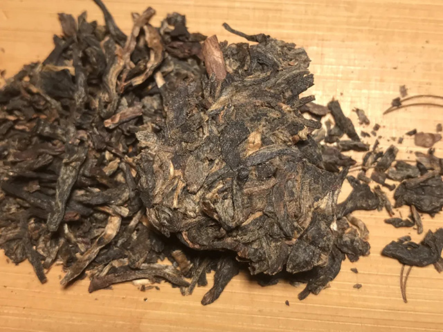 福今2012年茶王青饼