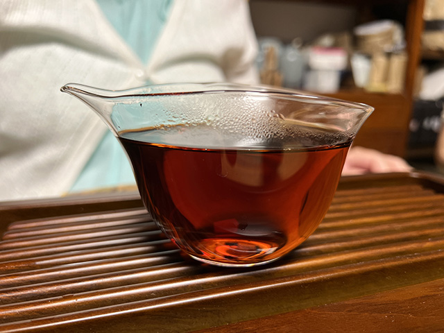 图为60年代英敏号青饼