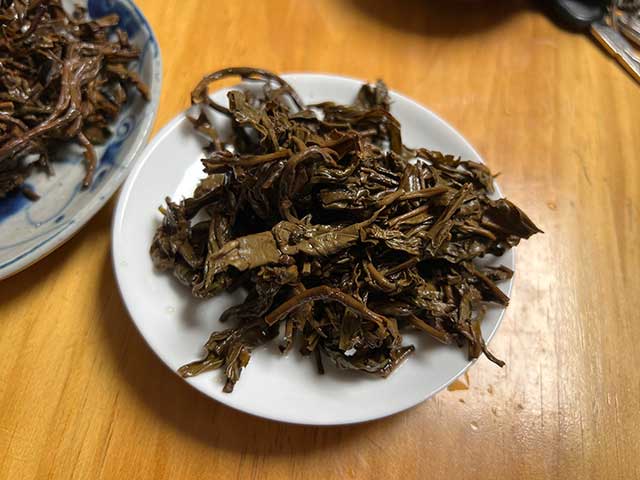 图为紫玉2007年永德武家寨古树茶