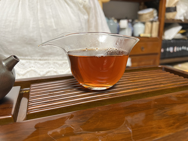 图为昆明仓2003年宫廷熟茶散料