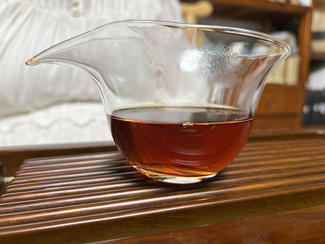 图为昆明仓2003年宫廷熟茶散料