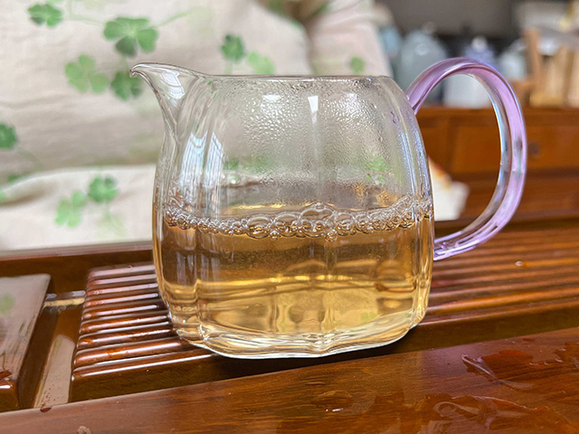 图为私藏红印2015年薄荷塘古树茶