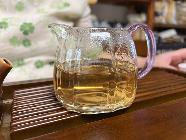 图为私藏红印2015年薄荷塘古树茶