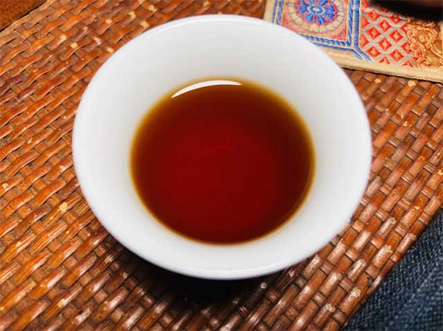 福今2005年金孔雀2号熟饼普洱茶