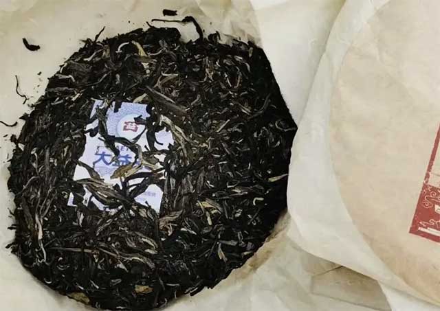 大益1701轩辕号青饼普洱茶