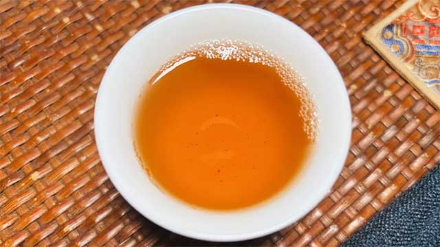 大益1701轩辕号青饼普洱茶