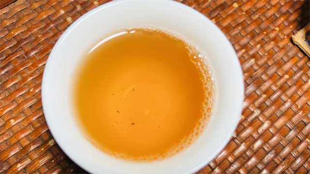 大益1701轩辕号青饼普洱茶
