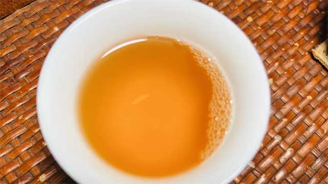 大益1701轩辕号青饼普洱茶