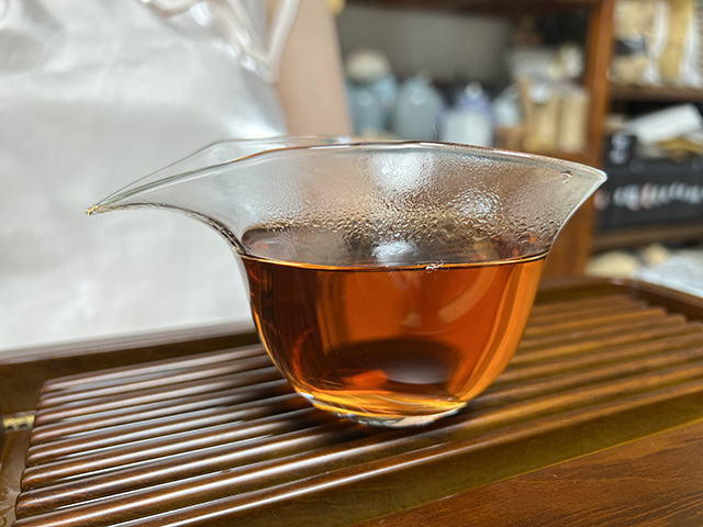 图为昆明仓2003年宫廷熟茶散料
