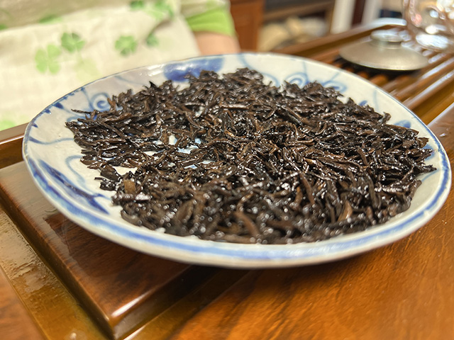 图为昆明仓2003年宫廷熟茶散料