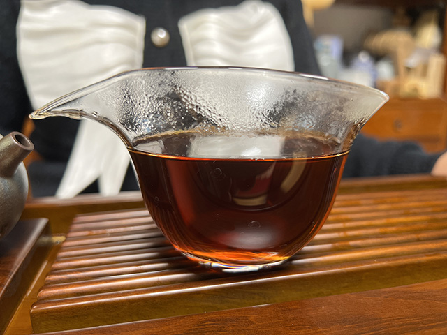 图为昆明仓2003年宫廷熟茶散料