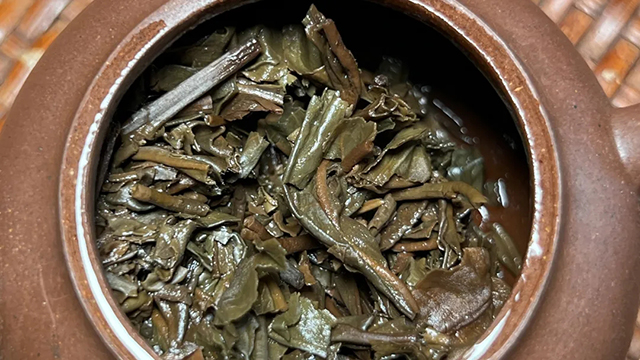 下关2012年金色印象饼茶