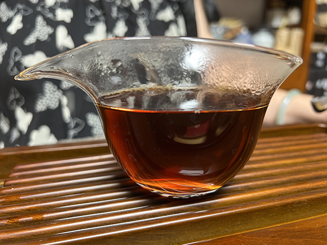 图为昆明仓2003年宫廷熟茶散料