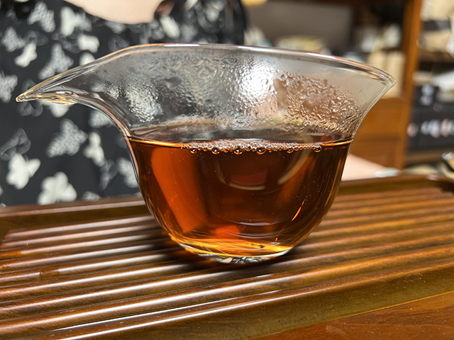 图为昆明仓2003年宫廷熟茶散料
