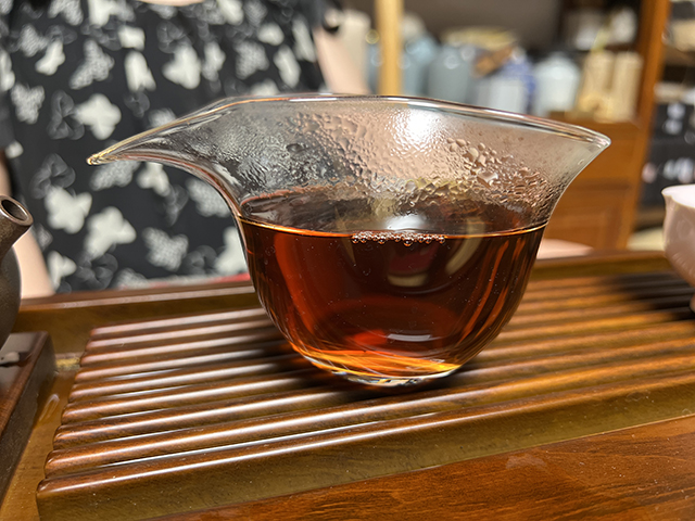 图为昆明仓2003年宫廷熟茶散料
