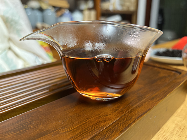图为昆明仓2003年宫廷熟茶散料