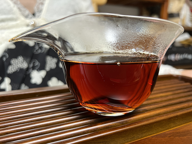 图为老昆明茶厂9016熟沱数字版