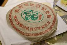 蹭茶笔记：一泡喝了就忘不掉的“熊猫饼”