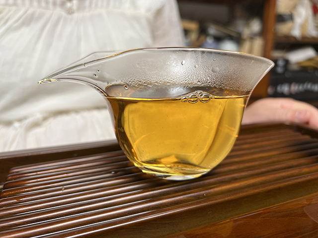 图为福海厂2003年易武正山小金瓜茶