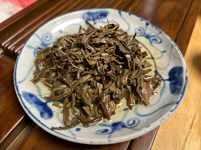 图为勐海茶厂90年代雪印青饼