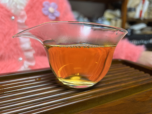 图为1994年7542青饼