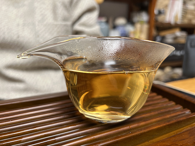 图为2003年309批7542青饼