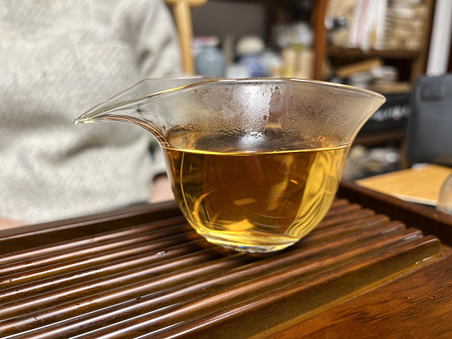 图为2003年309批7542青饼