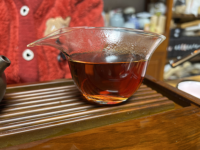 图为云南勐海普洱砖茶1997年500克熟茶砖