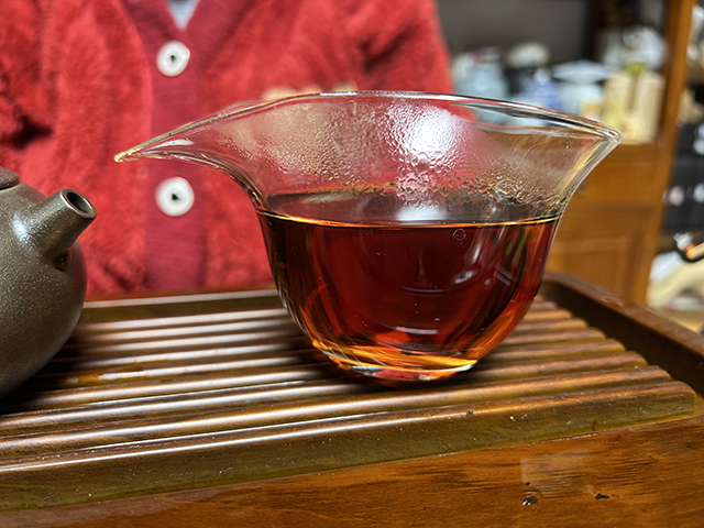 图为云南勐海普洱砖茶1997年500克熟茶砖