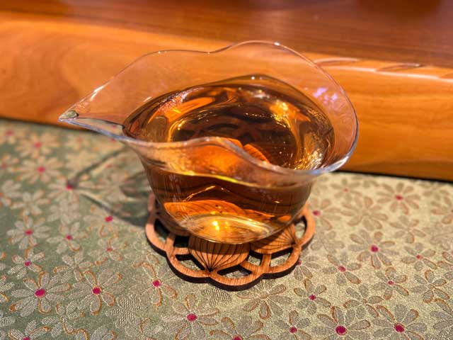 图为1993年7532水蓝印青饼