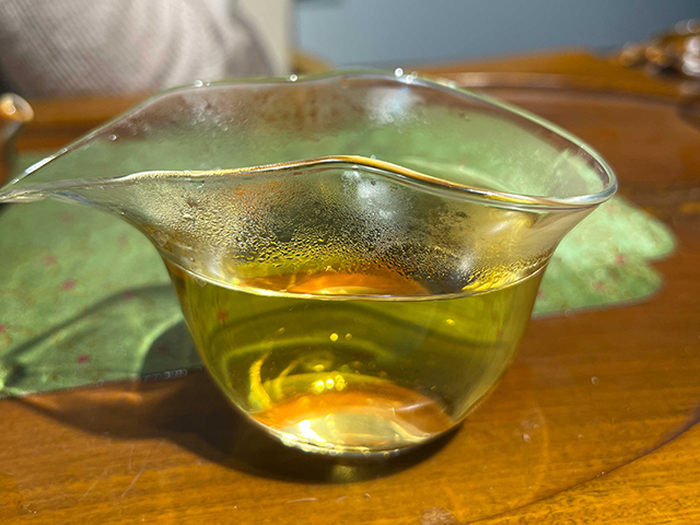 图为私藏茶2018年挑采昔归古树普洱茶