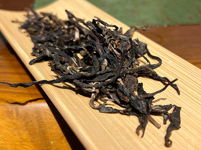 图为私藏红印2016年薄荷塘古树青饼