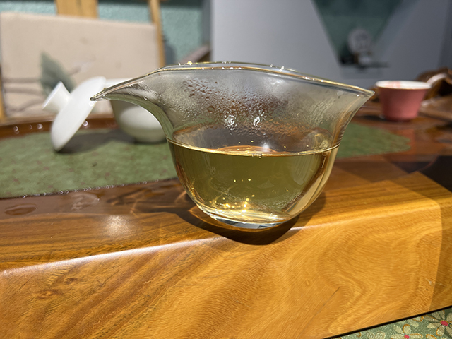 图为私藏红印2016年薄荷塘古树青饼