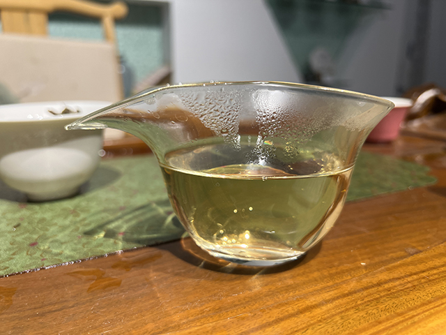 图为私藏红印2016年薄荷塘古树青饼