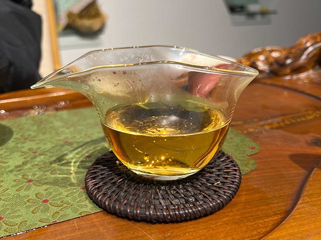 图为私藏红印2015薄荷塘古树青饼