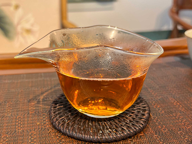 图为1998年大字绿印青饼