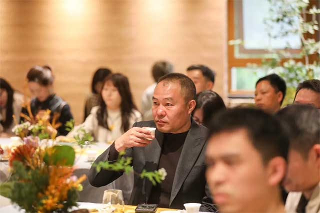 图为大益2026生肖茶大益英雄骏马