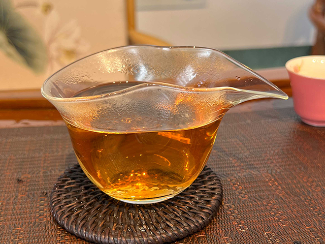 图为1998年大字绿印青饼