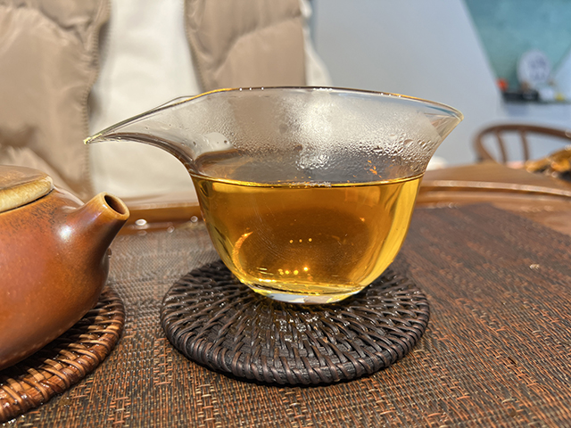 图为2003年309批7542青饼