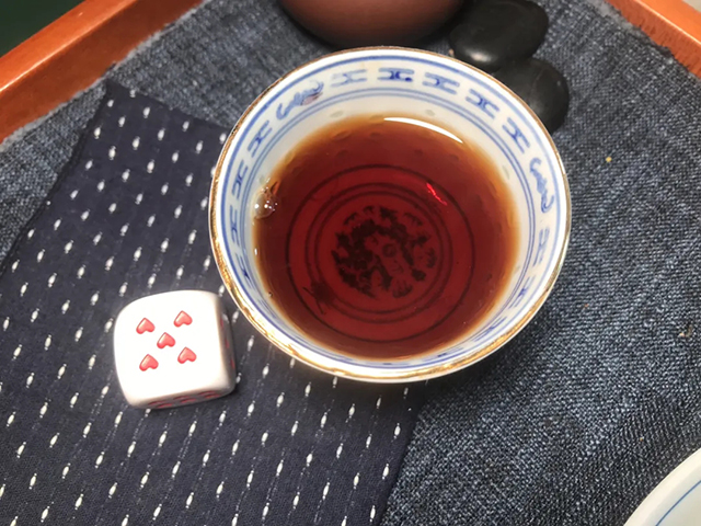 图为今大福2020年德福熟饼普洱茶品质特点