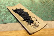 春城茶厂2003年攸乐青饼（易武款）评测：广东仓VS昆明仓，差的是……