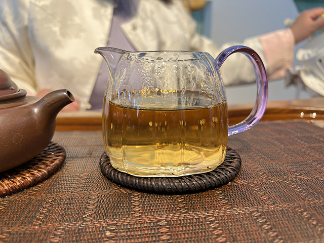 图为1999年蓝印青饼鬼蓝印鬼脸班章